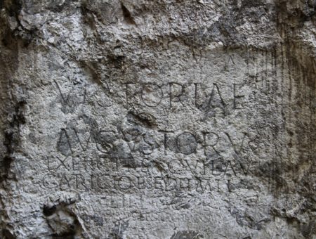 Záhada římského nápisu v Trenčíně